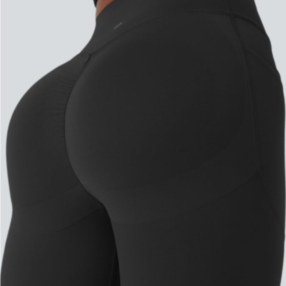 Halara UltraSculpt SoCinched High Waisted Butt Lifting Leggings Tummy Control SM